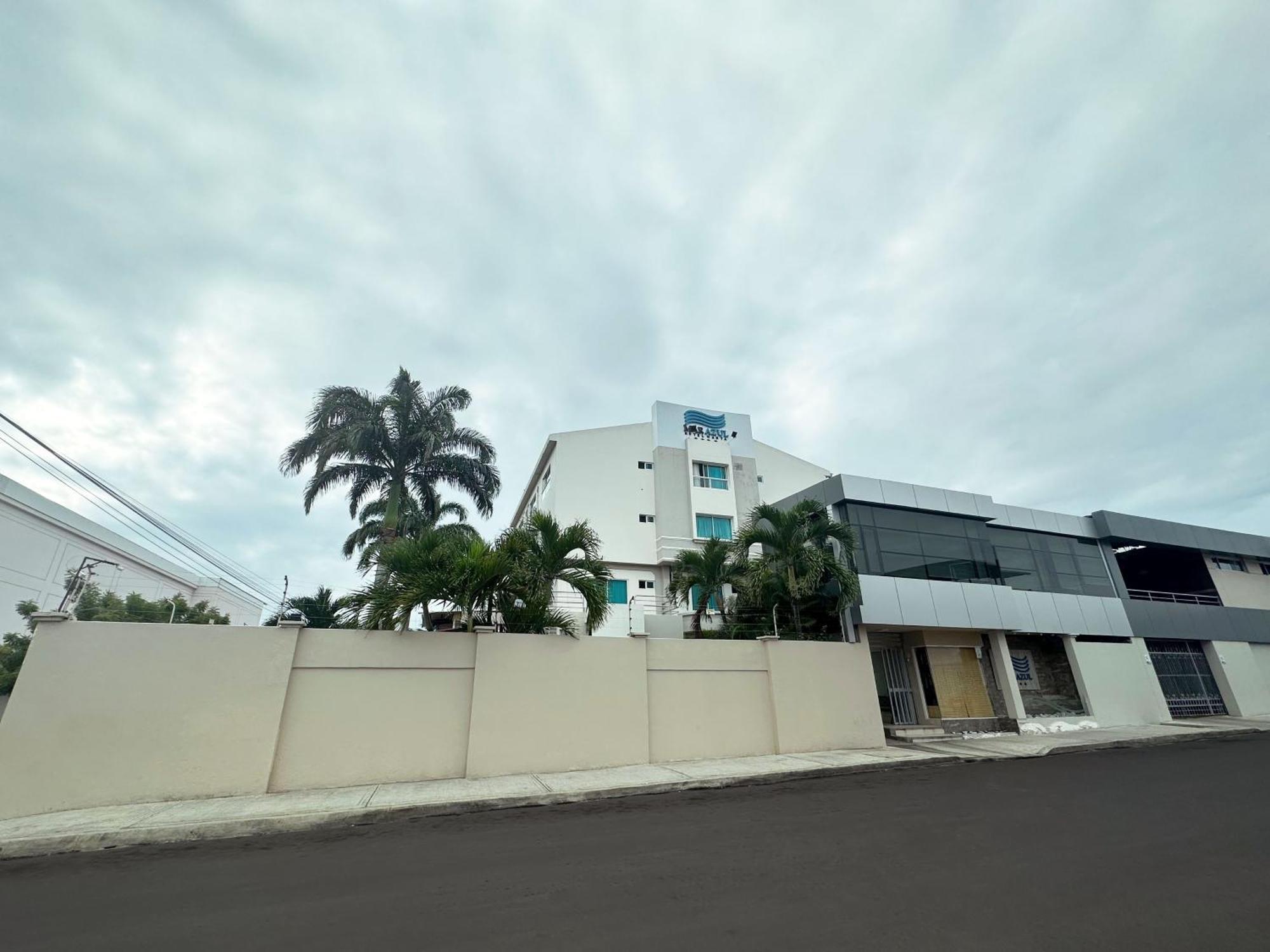 Hotel Mar Azul Manta Exteriör bild